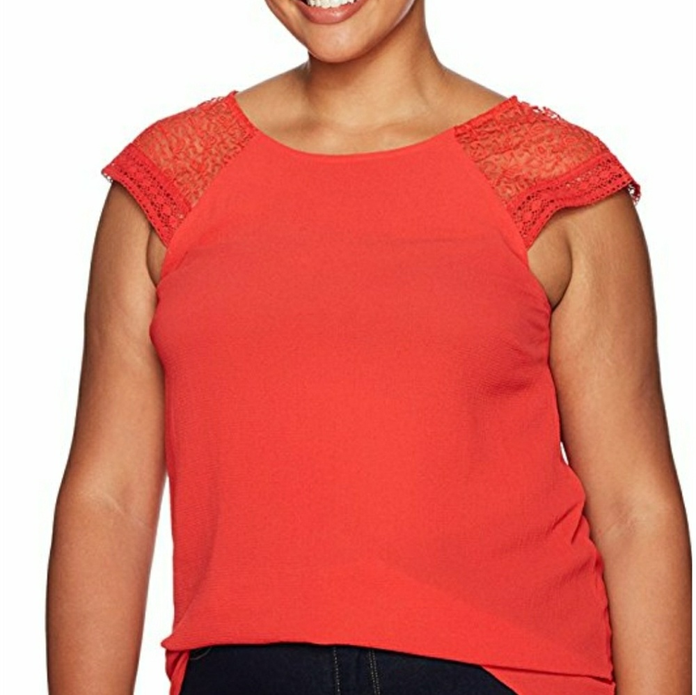 Junarose 2x lace sleeve top